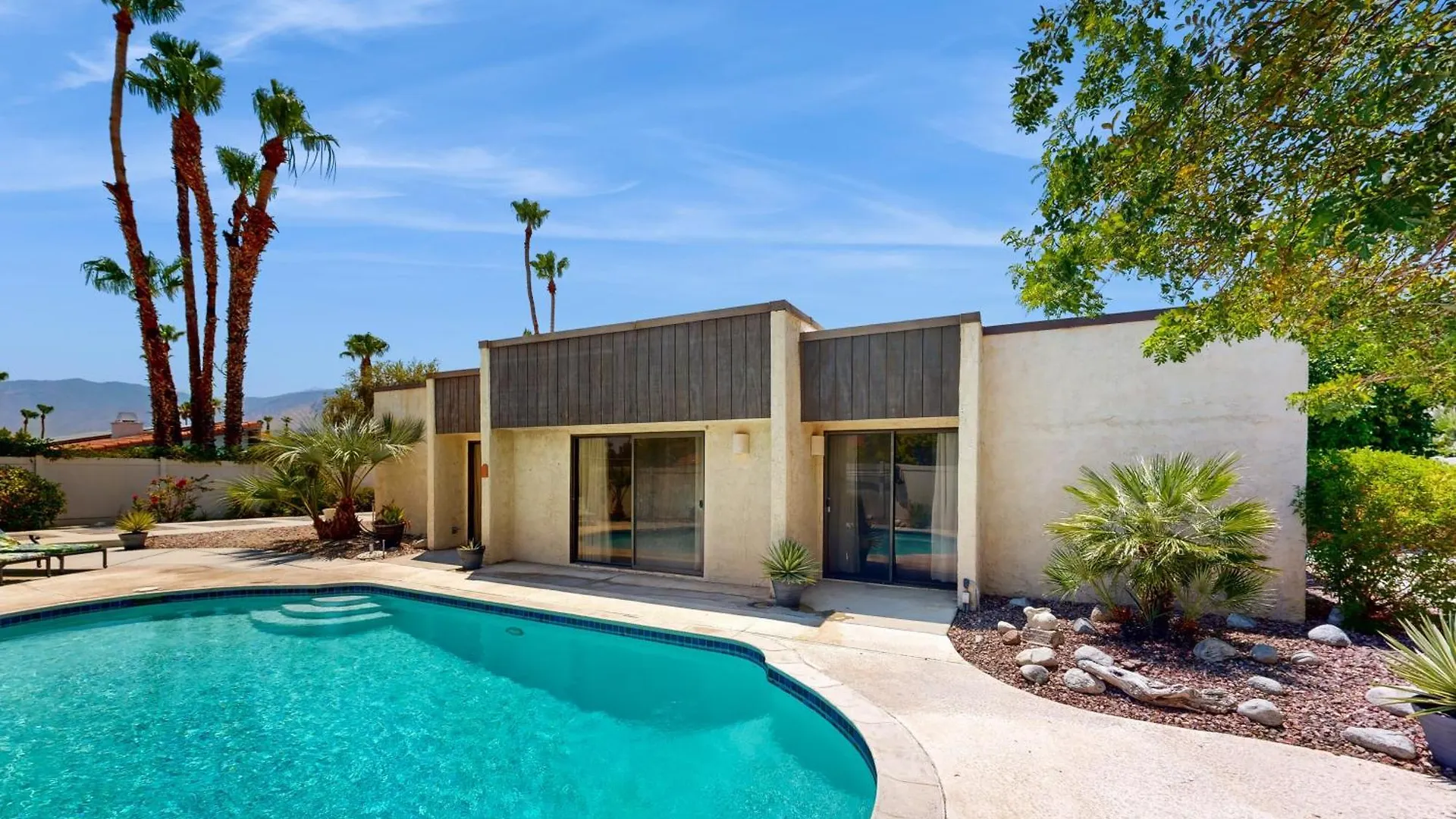 Дом отдыха North Hermosa Escape Permit# 4249 Палм-Спрингс